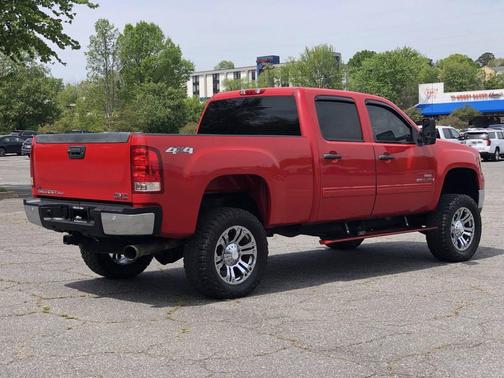 Fire Red 2009 GMC Sierra 2500 SLE Crew Cab