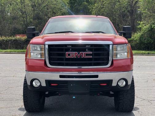 Fire Red 2009 GMC Sierra 2500 SLE Crew Cab