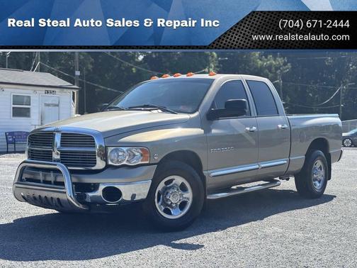 Gold 2005 Dodge Ram 3500 Laramie
