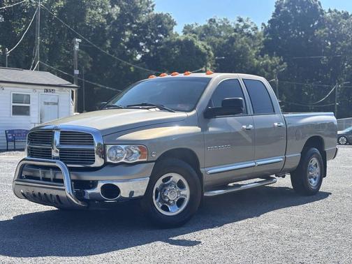 Gold 2005 Dodge Ram 3500 Laramie