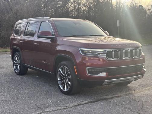 2022 Jeep Wagoneer Series III 4x4
