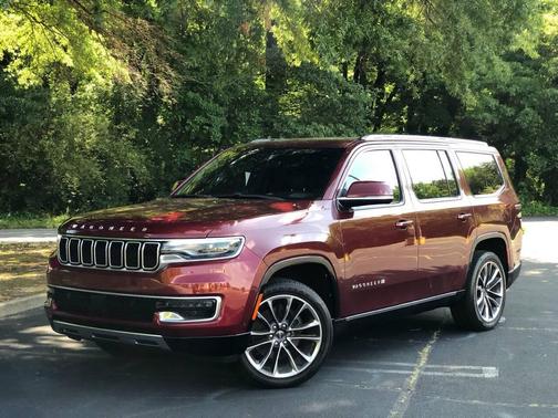 Velvet Red Pearlcoat 2022 Jeep Wagoneer Series III 4x4