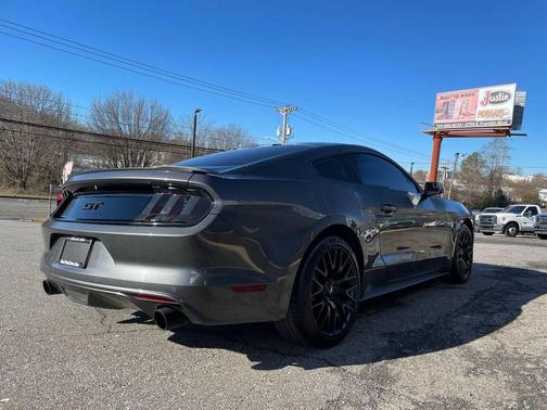 2017 Ford Mustang GT
