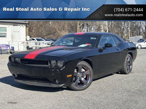 2014 Dodge Challenger SXT