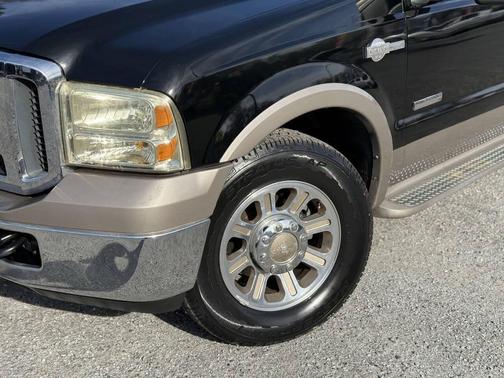 2006 Ford F-250 Lariat