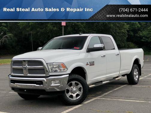 Bright White Clearcoat 2018 RAM 3500 Big Horn Crew Cab 4x4 8' Box