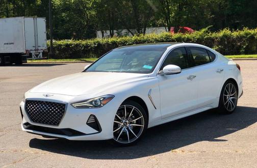 2021 Genesis G70 2.0T RWD