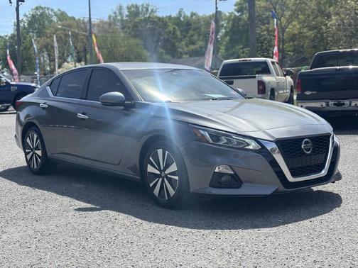 Gun Metallic 2019 Nissan Altima 2.5 SL