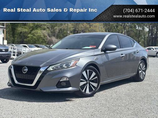 Gun Metallic 2019 Nissan Altima 2.5 SL