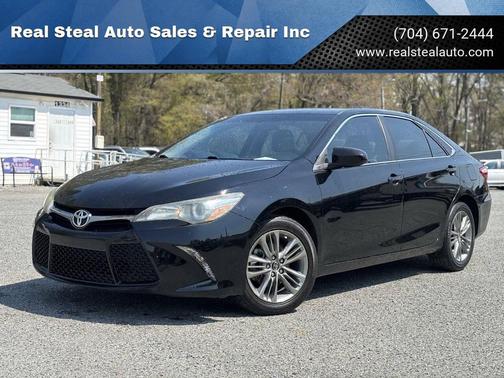 Midnight Black Metallic 2016 Toyota Camry LE