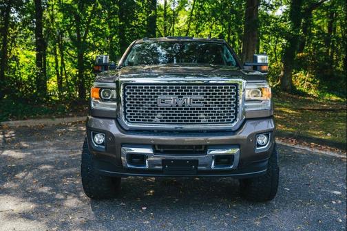2015 GMC Sierra 2500 Denali