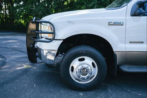 2005 Ford F-350 Lariat