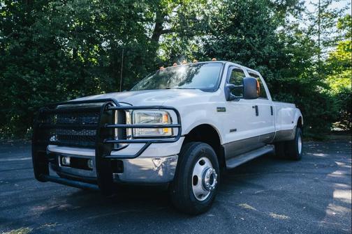 2005 Ford F-350 Lariat