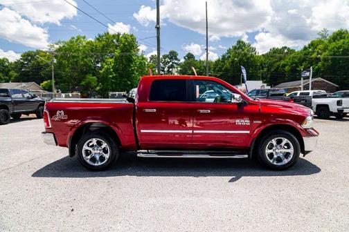 2015 RAM 1500 Laramie