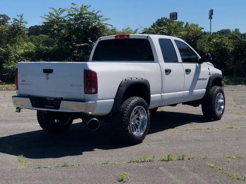 White 2006 Dodge Ram 2500 ST Quad Cab
