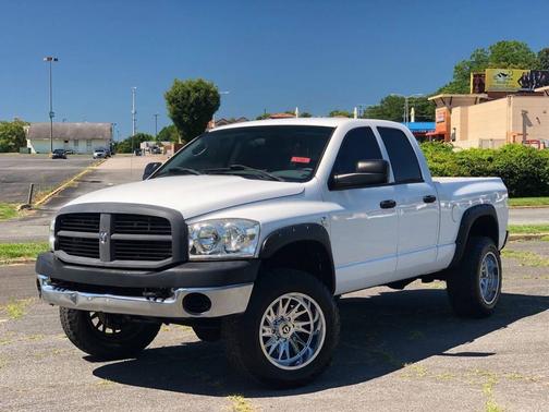 White 2006 Dodge Ram 2500 ST Quad Cab