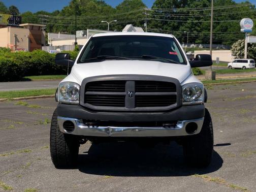 White 2006 Dodge Ram 2500 ST Quad Cab