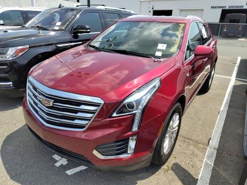 Red Horizon Tintcoat 2019 Cadillac XT5 Base