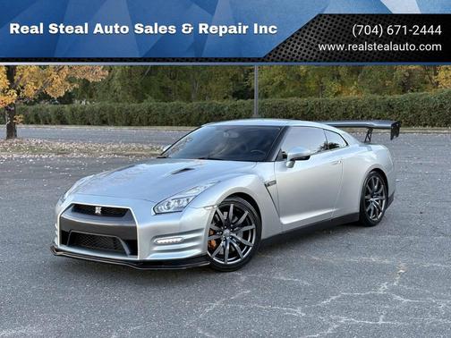 2013 Nissan GT-R Premium