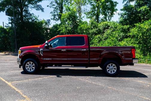 2017 Ford F-350 Lariat