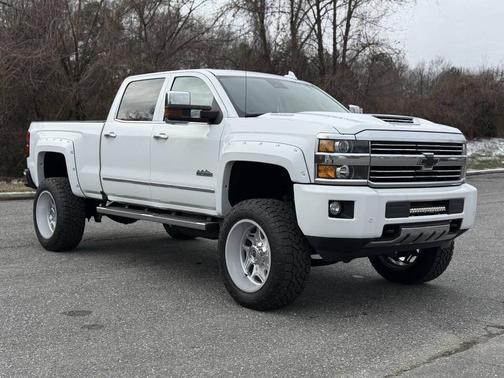 2017 Chevrolet Silverado 2500 High Country