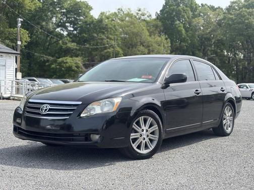 Black 2005 Toyota Avalon XL