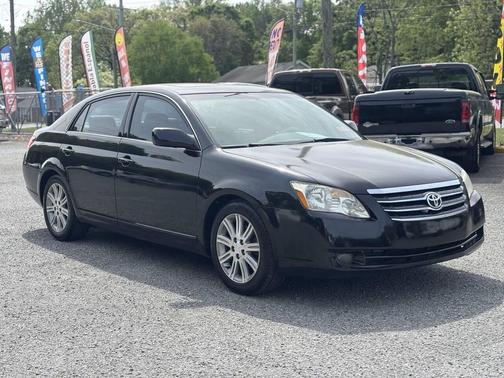 Black 2005 Toyota Avalon XL