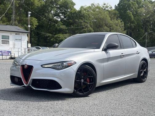 Silver 2019 Alfa Romeo Giulia Sport