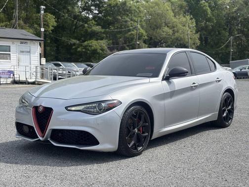 Silver 2019 Alfa Romeo Giulia Sport