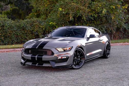 2018 Ford Shelby GT350 Base