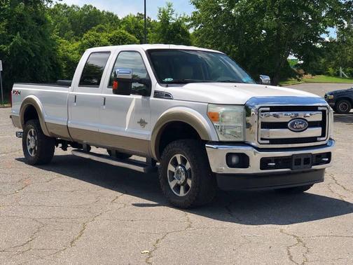 White Platinum Metallic Tri-Coat 2011 Ford F-350 Lariat