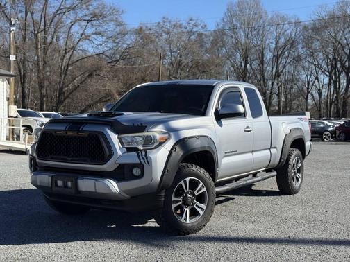 2017 Toyota Tacoma TRD Sport