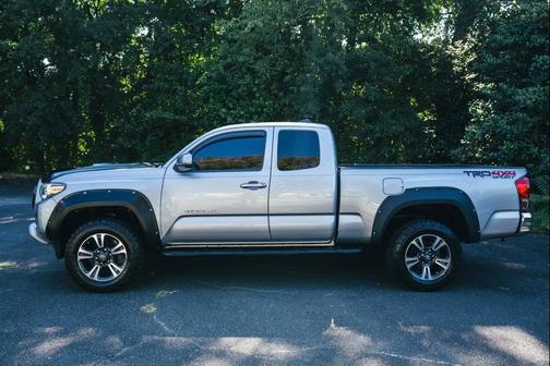 2017 Toyota Tacoma TRD Sport