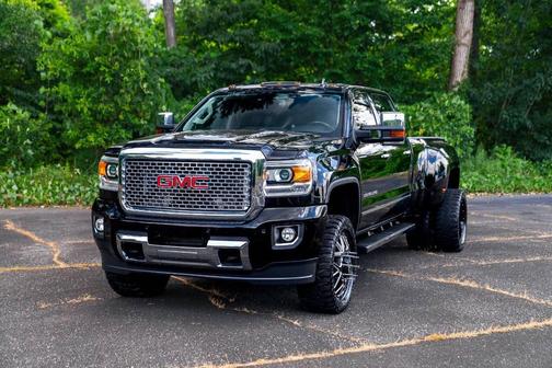 2015 GMC Sierra 3500 Denali
