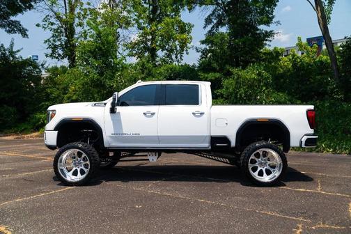 2022 GMC Sierra 2500 Denali