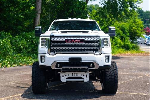 2022 GMC Sierra 2500 Denali