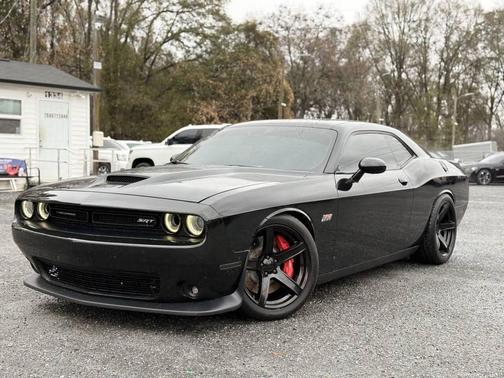 2016 Dodge Challenger SRT 392