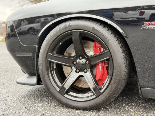 2016 Dodge Challenger SRT 392