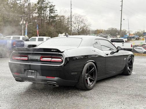 2016 Dodge Challenger SRT 392