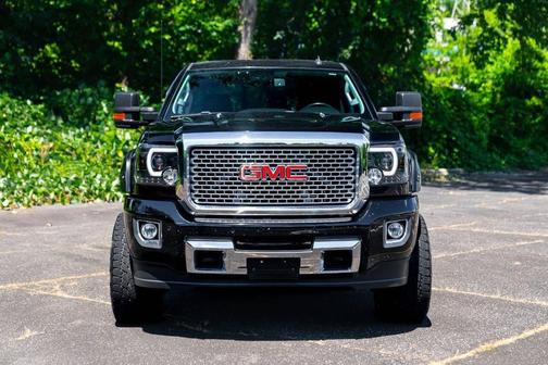 2015 GMC Sierra 2500 Denali