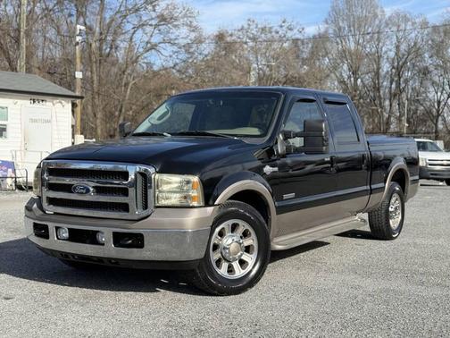 Black Clearcoat 2006 Ford F-250 Lariat
