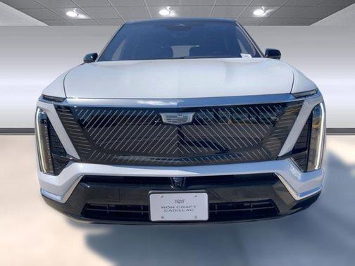 2026 Cadillac VISTIQ Luxury
