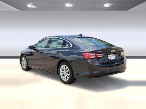 Dark Ash Metallic 2022 Chevrolet Malibu FWD LT