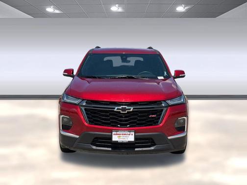 Radiant Red Tintcoat 2023 Chevrolet Traverse RS