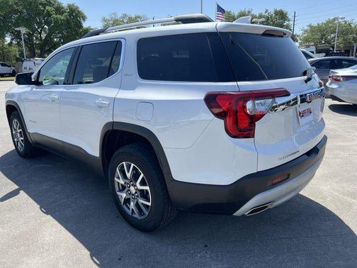 2023 GMC Acadia FWD SLT