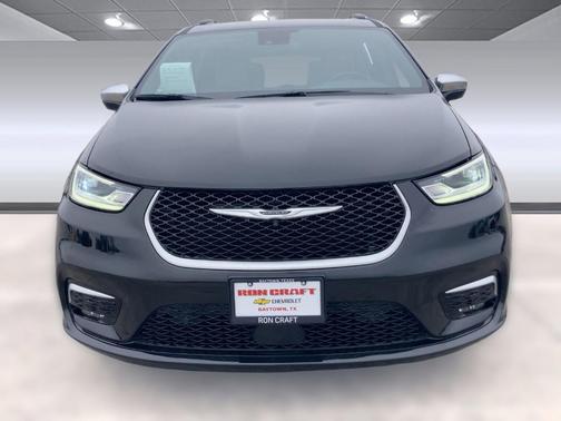 2022 Chrysler Pacifica L