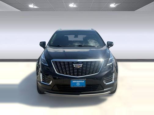 Stellar Black Metallic 2021 Cadillac XT5 Premium Luxury