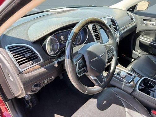 2019 Chrysler 300 Limited