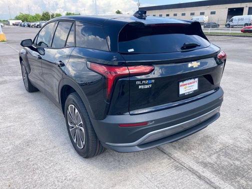 2025 Chevrolet Blazer EV eAWD LT