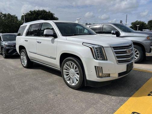 2019 Cadillac Escalade Platinum
